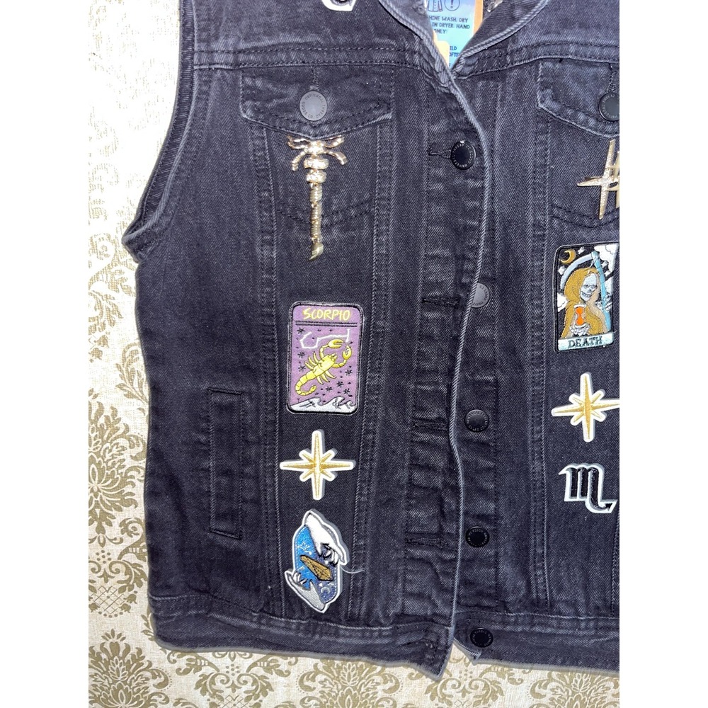 Scorpio Zodiac Scorpion Water Sign Women's Denim Jean Vest Upcycled OOAK Sz. XS - Picture 3 of 9